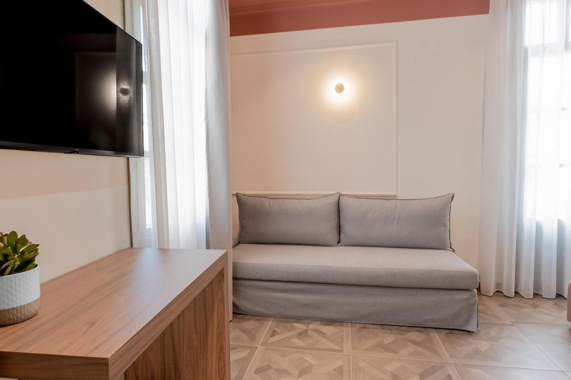 Atlas Boutique Suites Kavála ภายนอก รูปภาพ