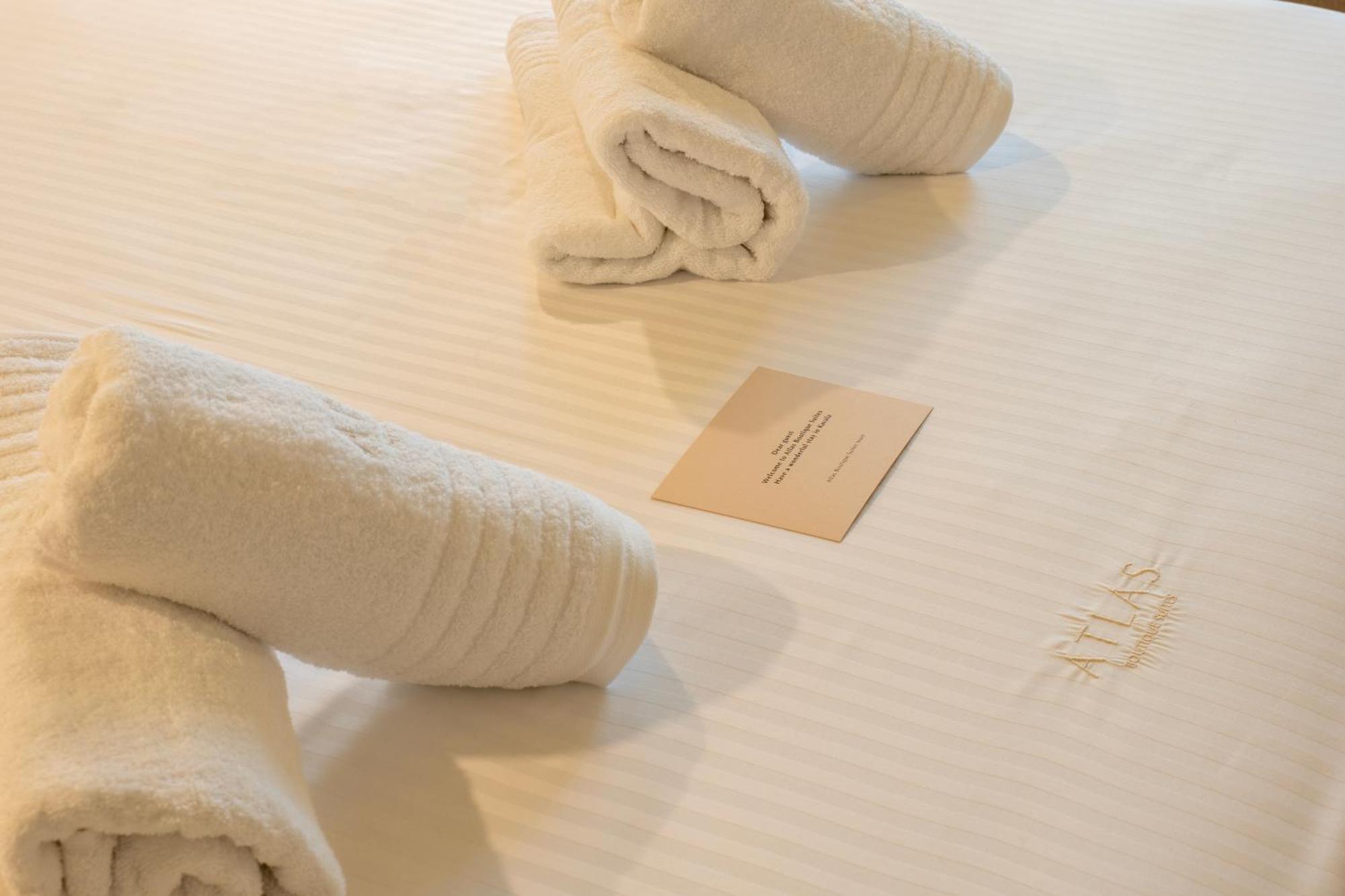 Atlas Boutique Suites Kavála ภายนอก รูปภาพ